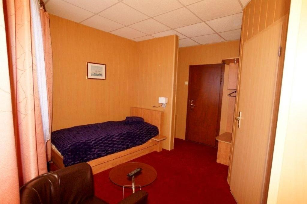 Hotel Elbinger Platz Бремерхафен Номер фото